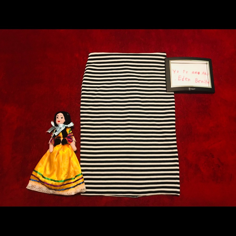 Black & White Pencil Skirt